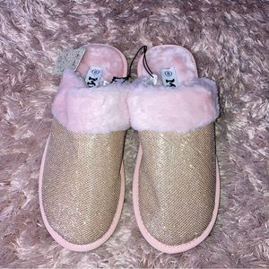 Mudd Pink Glitter Slippers